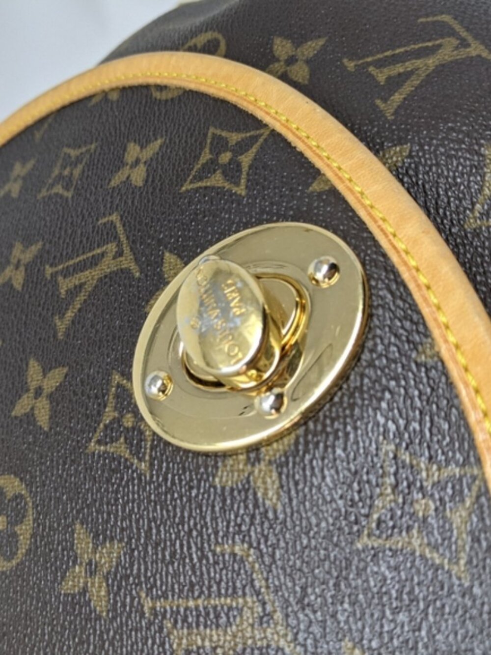 Louis Vuitton Tulum GM Monogram Canvas bag - Picture 5 of 12